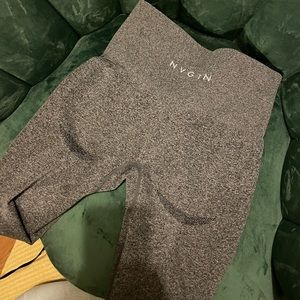 NVGTN Black and Grey Speckled Seamless Leggings
